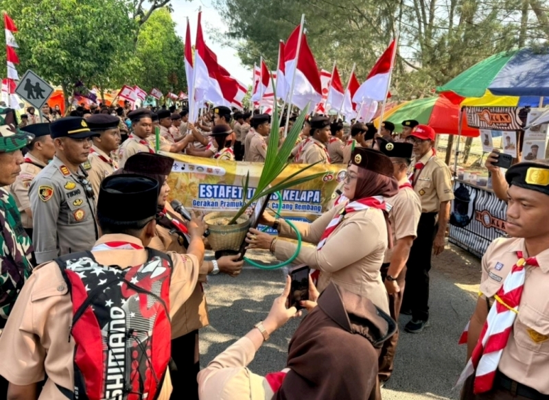 camat-kaliori-lepas-kontingen-estafet-tunas-kelapa-2026